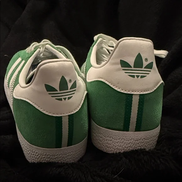 adidas Gazelle Green and White Sneakers - Picture 4 of 10